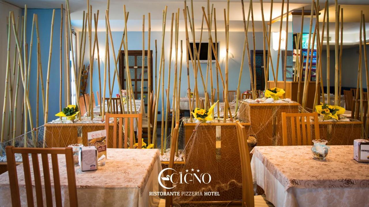 Hotel Ristorante Cigno Латізана Екстер'єр фото